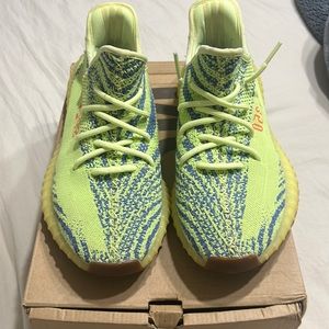 2017 Yeezy Boost 350 V2 ‘Semi Frozen Yellow’